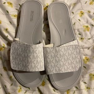 Michael kors slides